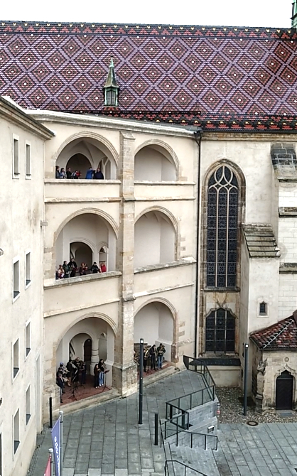 link you tube 261025